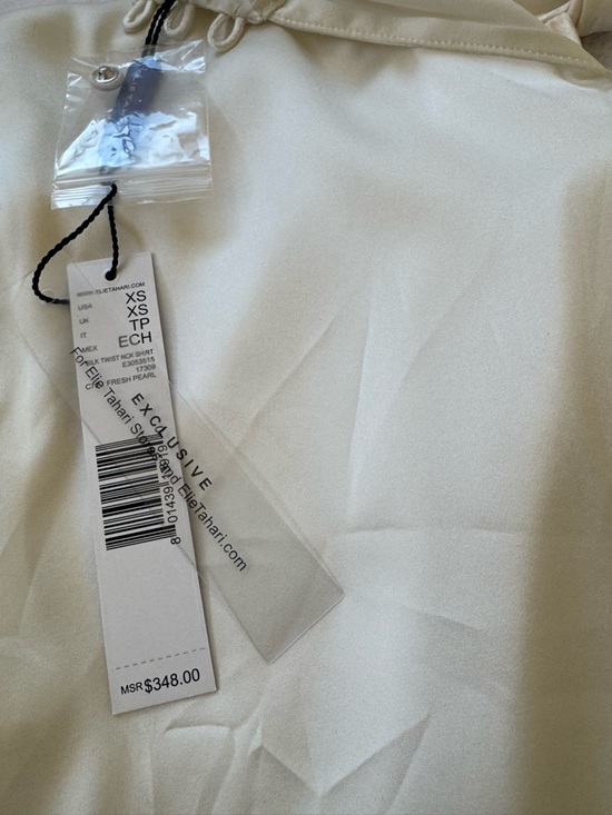 Elle Thahari Cream Satin blouse Shirt - Picture 3 of 9